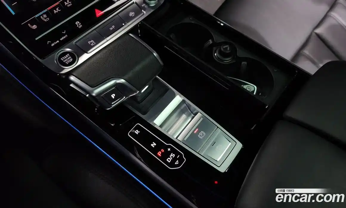 Audi A8 2023 3.0 гидро в Москве № 162524, фото 9