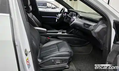 Audi e-tron 2021 0.2 гидро в Москве № 163039, миниатюра 11