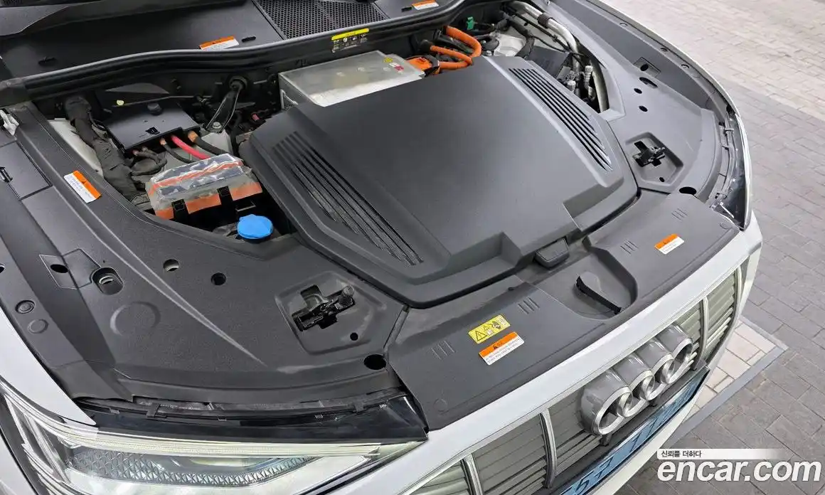 Audi e-tron 2021 0.2 гидро в Москве № 163039, фото 6