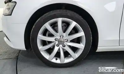 Audi A4 2015 2.0 гидро в Москве № 163590, миниатюра 4