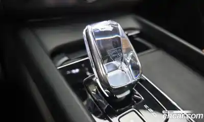 Volvo XC60 2025 2.0 гидро в Москве № 164210, миниатюра 8