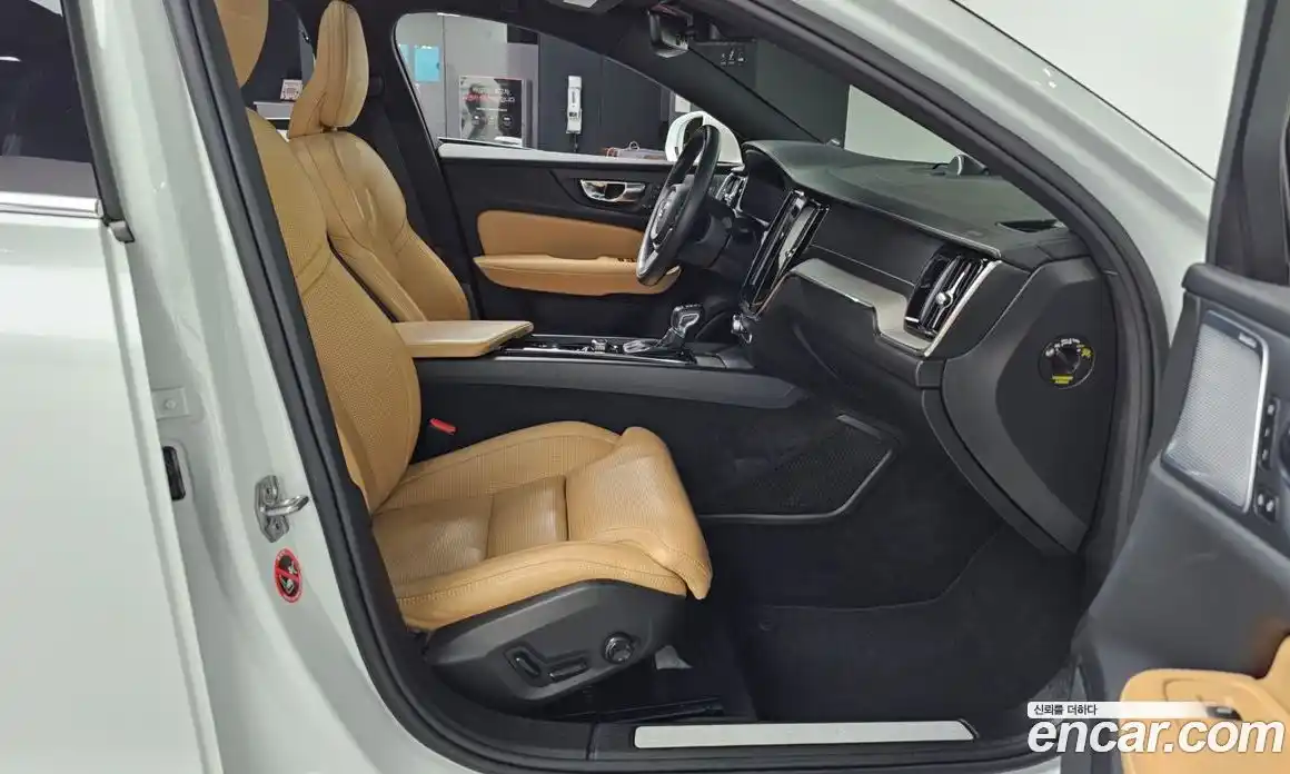 Volvo S60 2019 2.0 гидро в Москве № 164454, фото 11