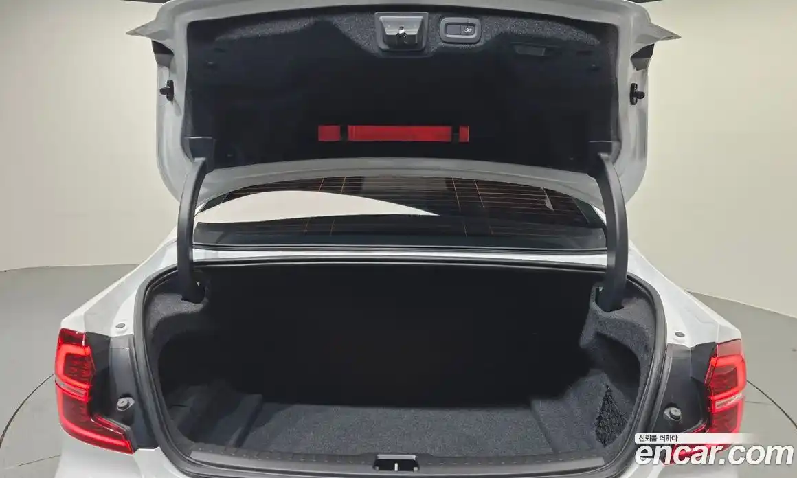 Volvo S60 2019 2.0 гидро в Москве № 164454, фото 20