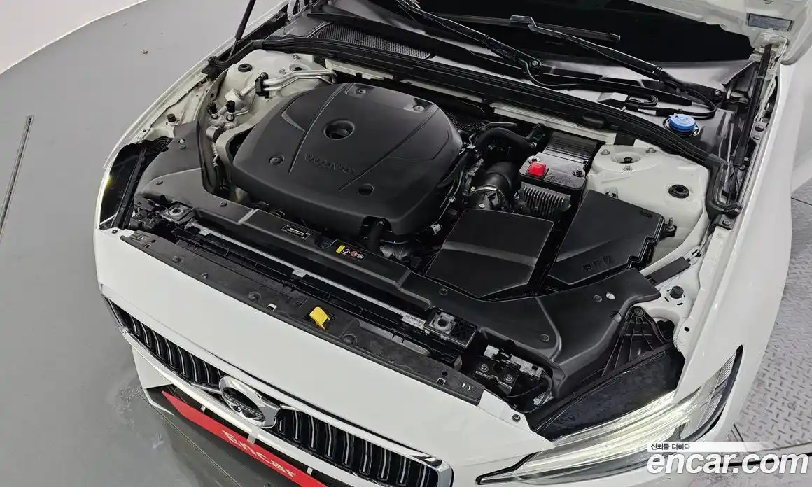 Volvo S60 2019 2.0 гидро в Москве № 164454, фото 6