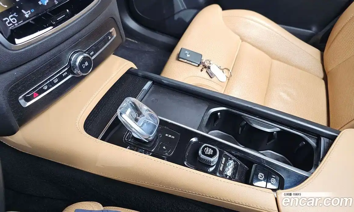 Volvo XC90 2021 2.0 гидро в Москве № 164678, фото 9