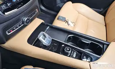 Volvo XC90 2021 2.0 гидро в Москве № 164678, миниатюра 9
