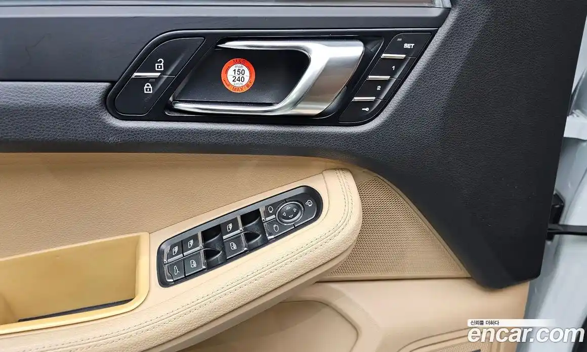 Porsche Macan 2021 2.0 гидро в Москве № 165493, фото 17