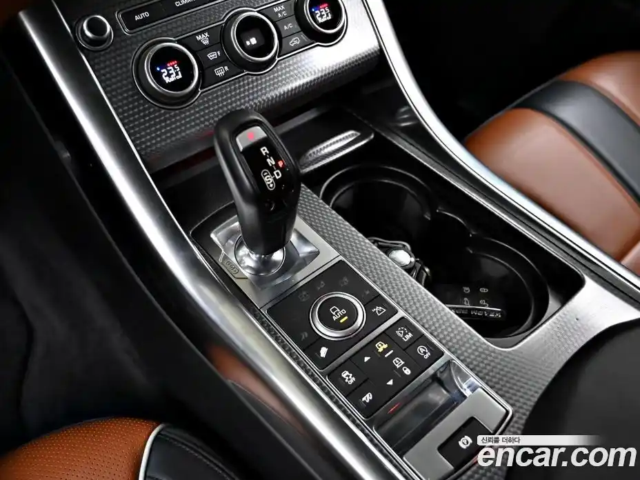 Land Rover Range-Rover Sport 2017 5.0 гидро в Москве № 166286, фото 9