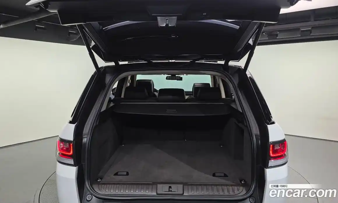 Land Rover Range-Rover Sport 2016 3.0 гидро в Москве № 166642, фото 20