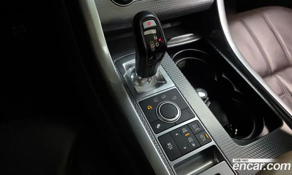 Land Rover Range-Rover Sport 2016 3.0 гидро в Москве № 166642, фото 9