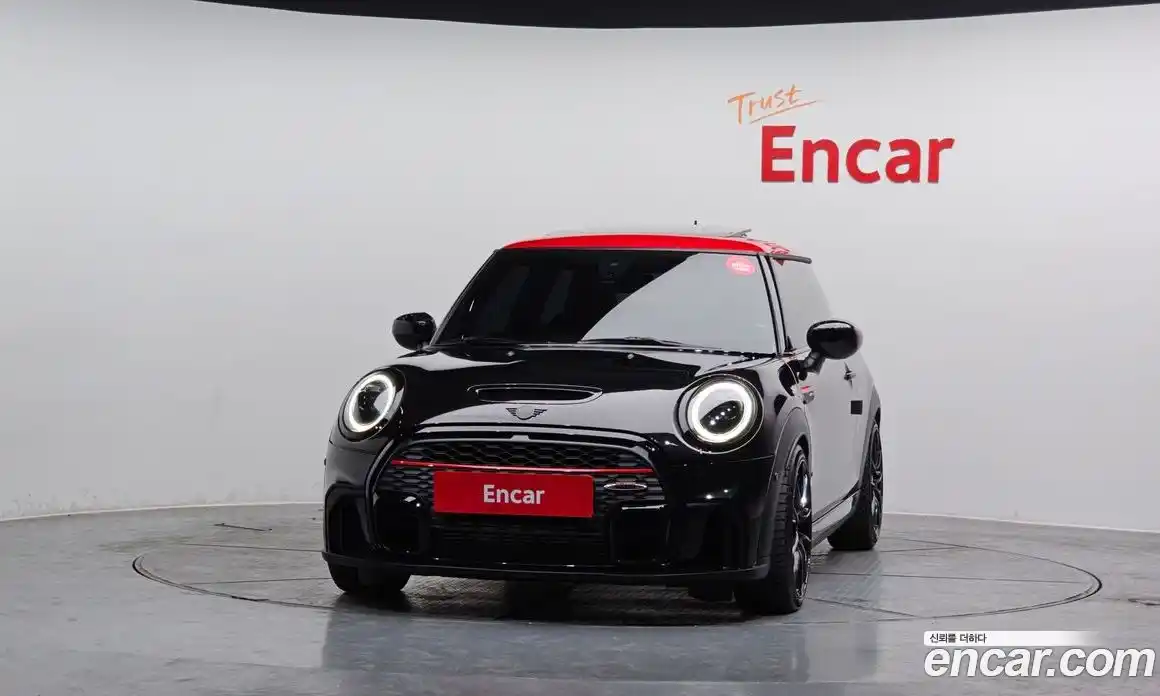 Mini Cooper 2023 2.0 гидро в Москве № 166995, фото 3