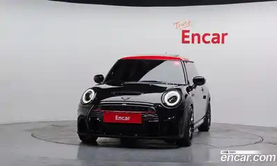 Mini Cooper 2023 2.0 гидро в Москве № 166995, миниатюра 3