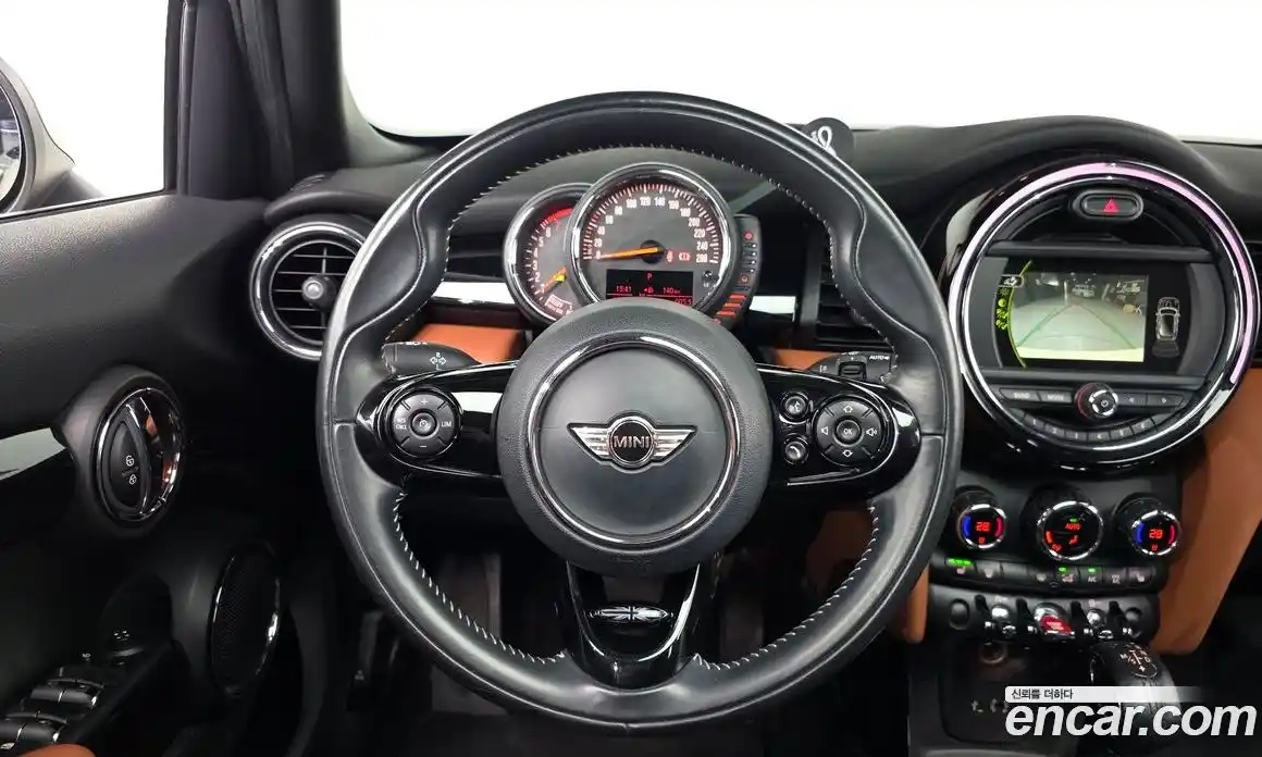 Mini Cooper 2016 1.5 гидро в Москве № 167123, фото 13