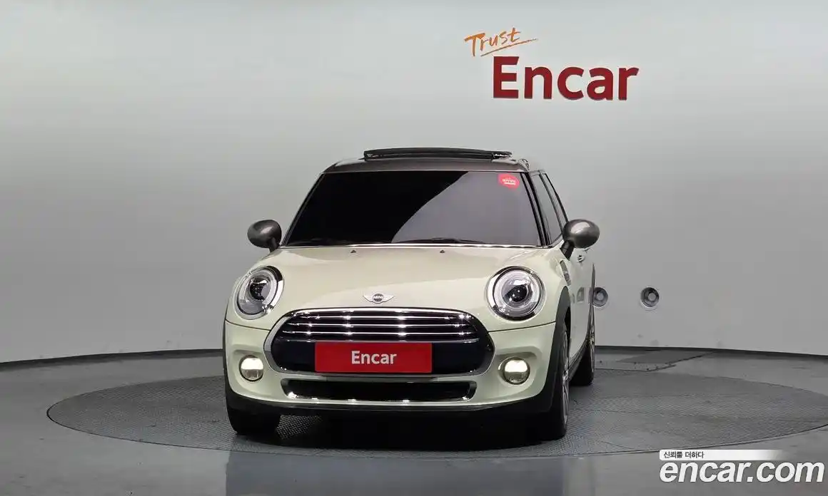 Mini Cooper 2016 1.5 гидро в Москве № 167123, фото 3