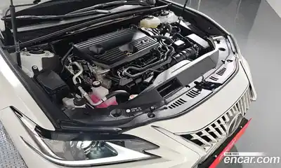 Lexus ES 2025 2.5 гидро в Москве № 167954, миниатюра 6