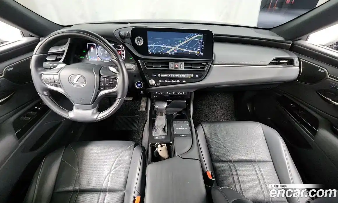 Lexus ES 2022 2.5 гидро в Москве № 168251, фото 7