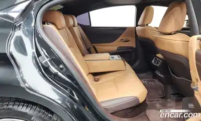 Lexus ES 2021 2.5 гидро в Москве № 168262, миниатюра 12