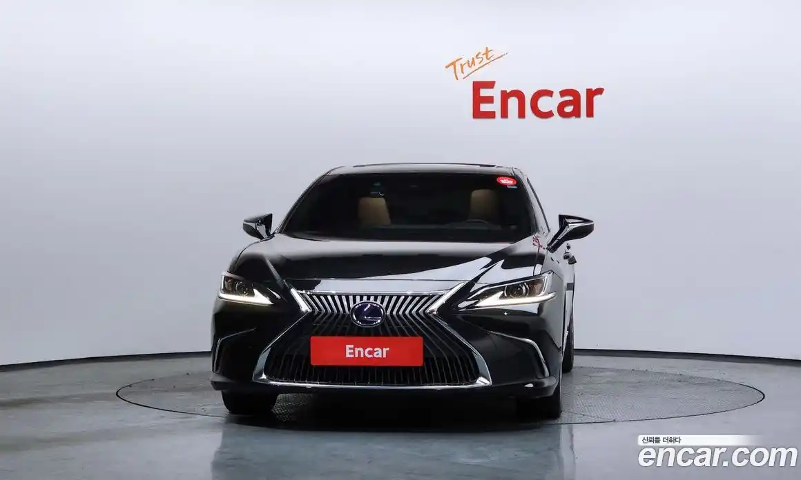Lexus ES 2021 2.5 гидро в Москве № 168262, фото 3