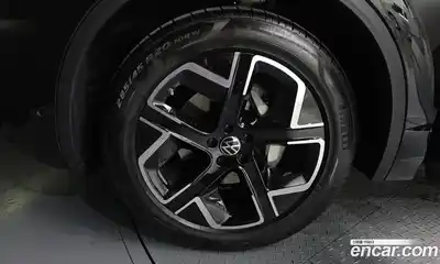 Volkswagen Touareg 2025 3.0 гидро в Москве № 168364, миниатюра 5
