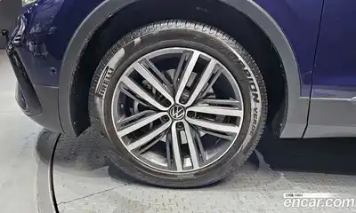 Volkswagen Tiguan 2023 2.0 гидро в Москве № 168483, миниатюра 5