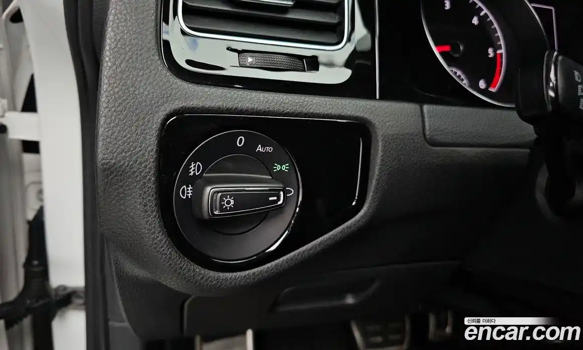 Volkswagen Golf 2014 2.0 гидро в Москве № 168825, фото 18