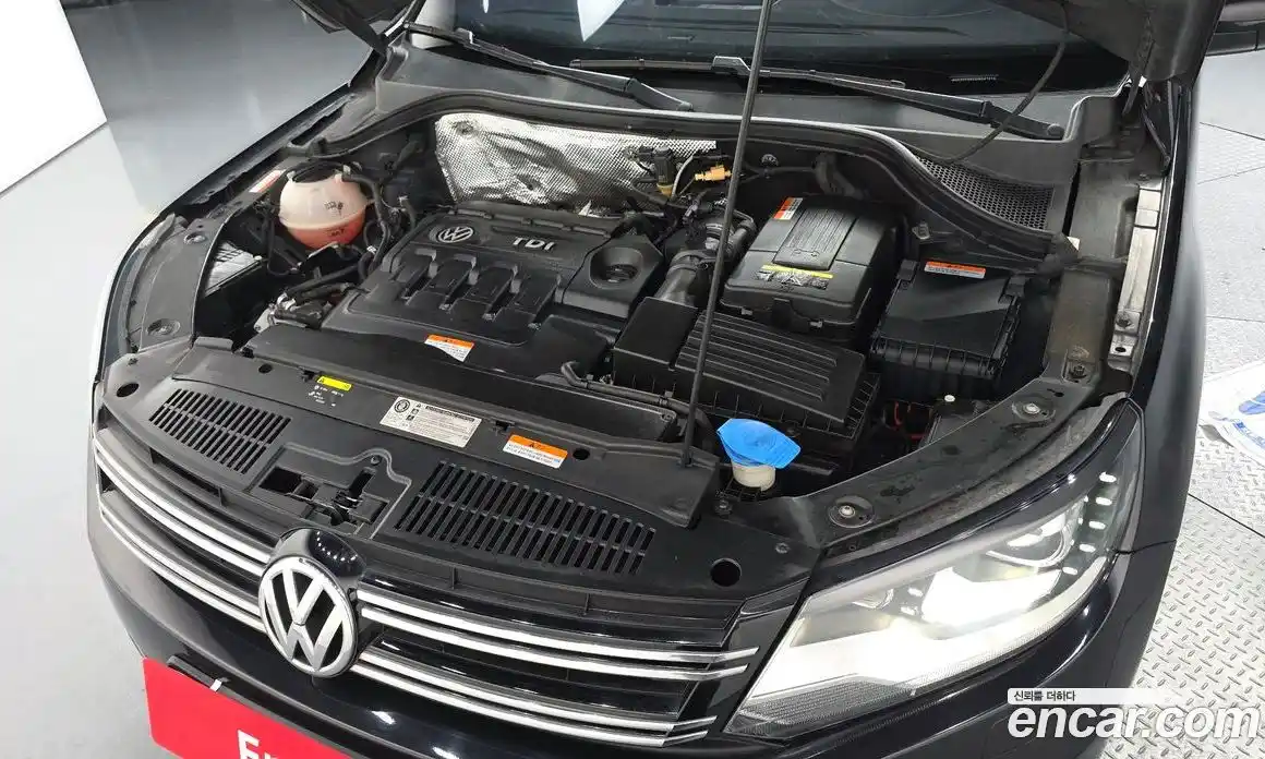 Volkswagen Tiguan 2016 2.0 гидро в Москве № 168946, фото 6