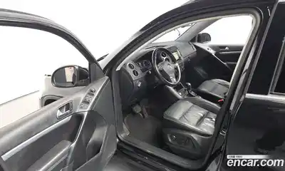 Volkswagen Tiguan 2016 2.0 гидро в Москве № 168946, миниатюра 10