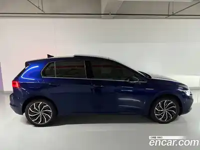 Volkswagen Golf 2022 2.0 гидро в Москве № 169147, миниатюра 3