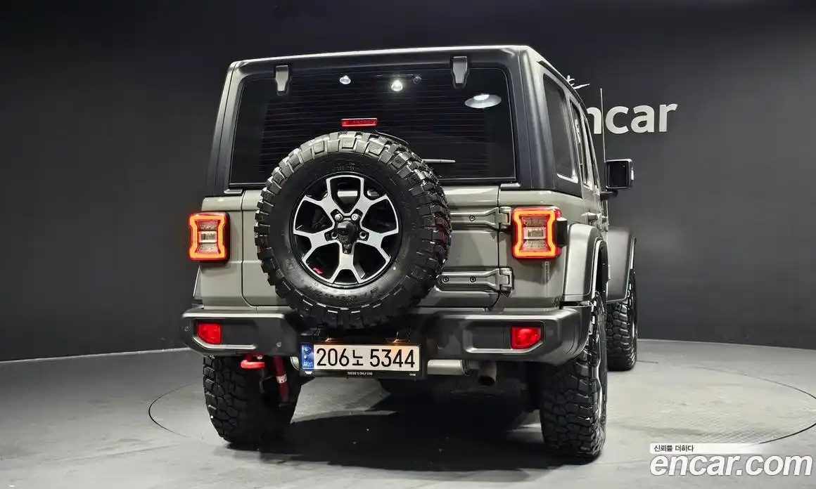 Jeep Wrangler 2023 2.0 гидро в Москве № 169403, фото 4