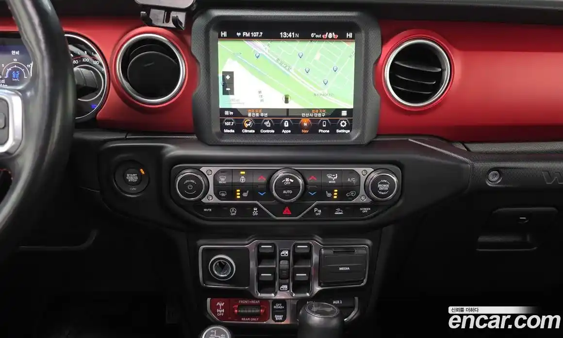 Jeep Wrangler 2021 2.0 гидро в Москве № 169624, фото 15