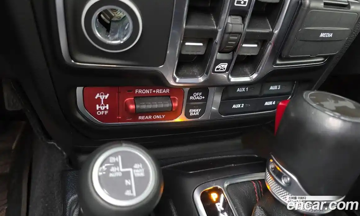 Jeep Wrangler 2021 2.0 гидро в Москве № 169624, фото 17