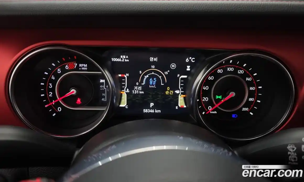 Jeep Wrangler 2021 2.0 гидро в Москве № 169624, фото 8
