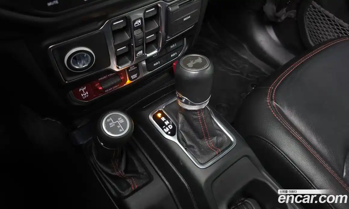 Jeep Wrangler 2021 2.0 гидро в Москве № 169624, фото 9