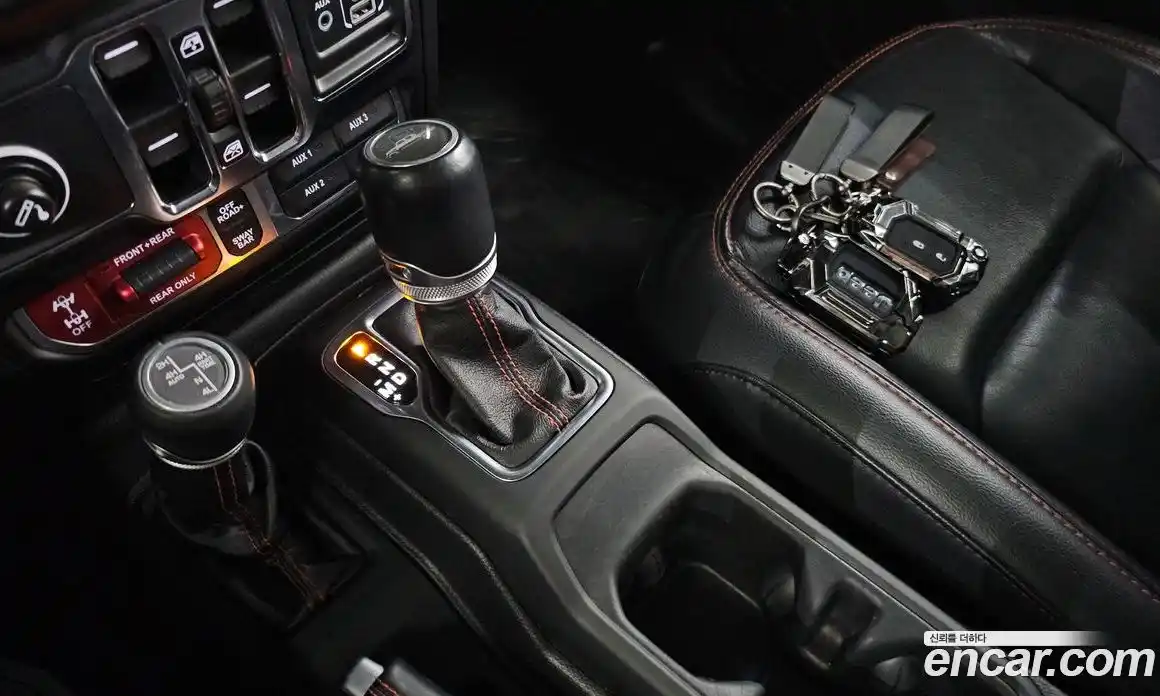Jeep Gladiator 2021 3.6 гидро в Москве № 169649, фото 9