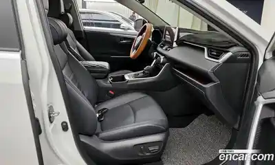 Toyota RAV4 2023 2.5 гидро в Москве № 170187, миниатюра 11