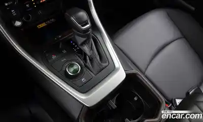 Toyota RAV4 2023 2.5 гидро в Москве № 170187, миниатюра 9