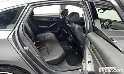 Honda Accord 2019 2.0 гидро в Москве № 170554, миниатюра 11