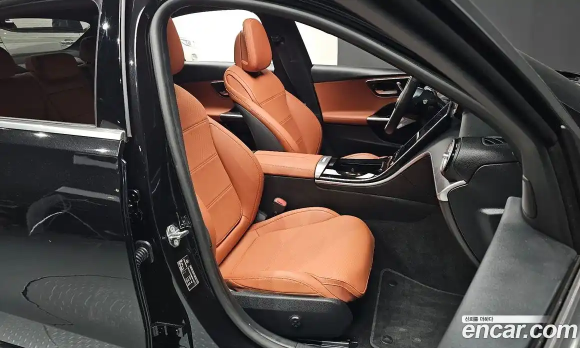 Mercedes-Benz C-Class 2023 2.0 гидро в Москве № 175204, фото 10