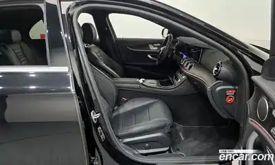Mercedes-Benz E-Class 2022 2.0 гидро, миниатюра 11