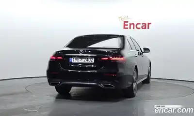 Mercedes-Benz E-Class 2022 2.0 гидро, миниатюра 4