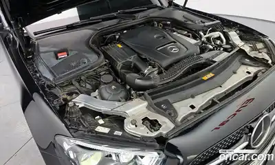 Mercedes-Benz E-Class 2022 2.0 гидро, миниатюра 6