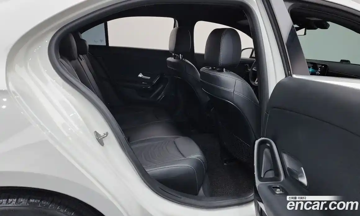 Mercedes-Benz A-Class 2020 2.0 гидро в Москве № 183533, фото 12