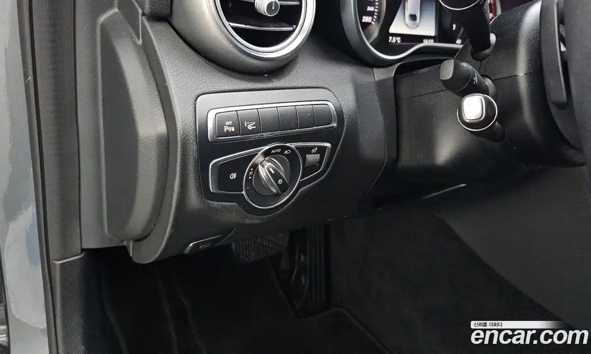 Mercedes-Benz C-Class 2018 2.0 гидро в Москве № 194364, фото 17