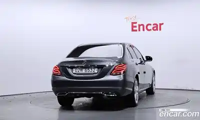 Mercedes-Benz C-Class 2018 2.0 гидро в Москве № 194364, миниатюра 4
