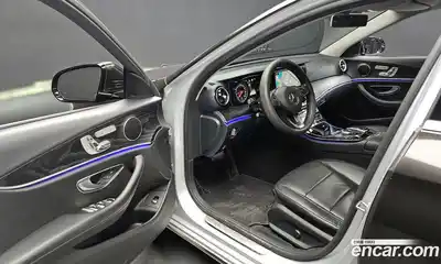 Mercedes-Benz E-Class 2017 1.9 гидро в Москве № 194975, миниатюра 11
