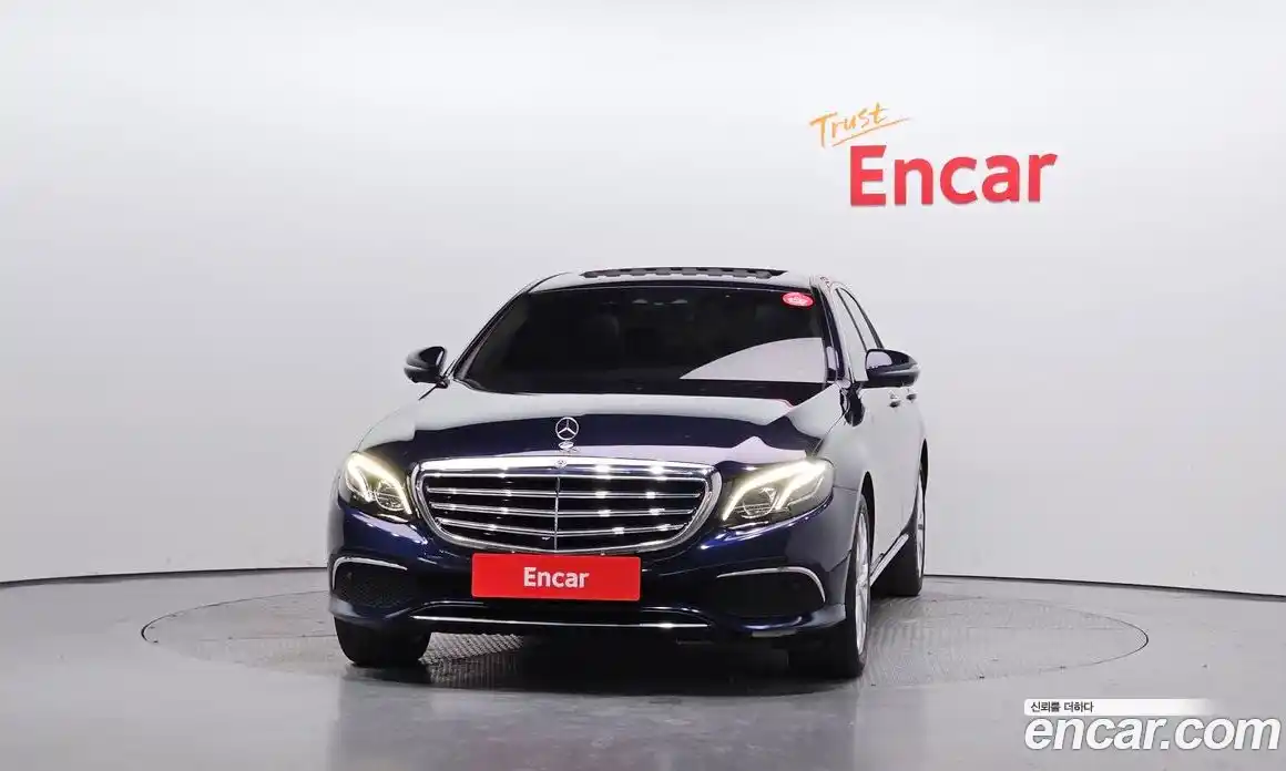 Mercedes-Benz E-Class 2018 2.0 гидро в Москве № 195310, фото 3