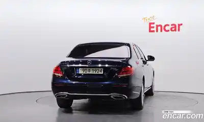 Mercedes-Benz E-Class 2018 2.0 гидро в Москве № 195310, миниатюра 4