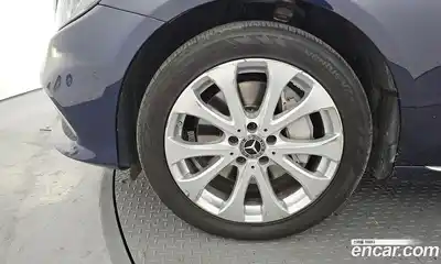 Mercedes-Benz E-Class 2018 2.0 гидро в Москве № 195310, миниатюра 5