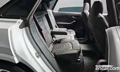 Audi RSQ8 2023 4.0 гидро в Москве № 196231, миниатюра 12