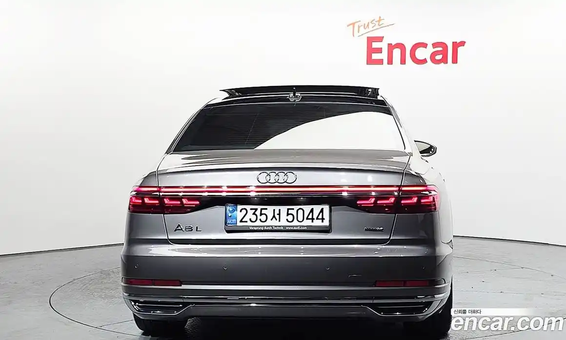Audi A8 2018 3.0 гидро в Москве № 196546, фото 4
